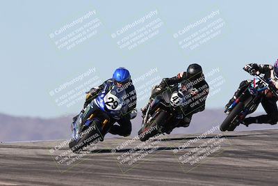 media/Dec-07-2025-CVMA (Sun) [[3e7d2de5dc]]/Race 7-Formula Lightweight Twins Shootout/